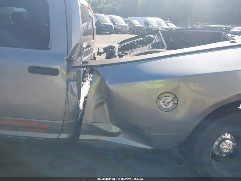 2022 Ram 3500 Tradesman 4X4 8' Box VIN: 3C63RRGL0NG135982 Lot: 43364178