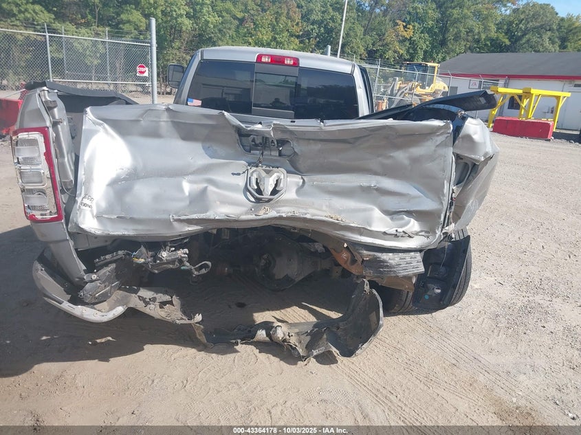 2022 Ram 3500 Tradesman 4X4 8' Box VIN: 3C63RRGL0NG135982 Lot: 43364178