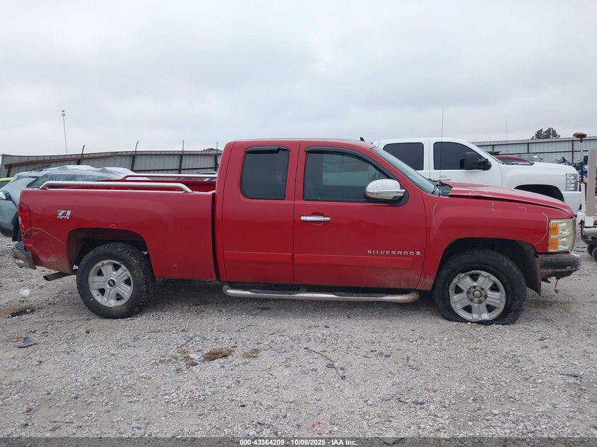 2007 Chevrolet Silverado 1500 Ltz VIN: 1GCEK19J87Z553745 Lot: 43364209