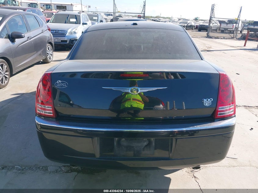 2009 Chrysler 300C Hemi VIN: 2C3LA63T79H582890 Lot: 43364234