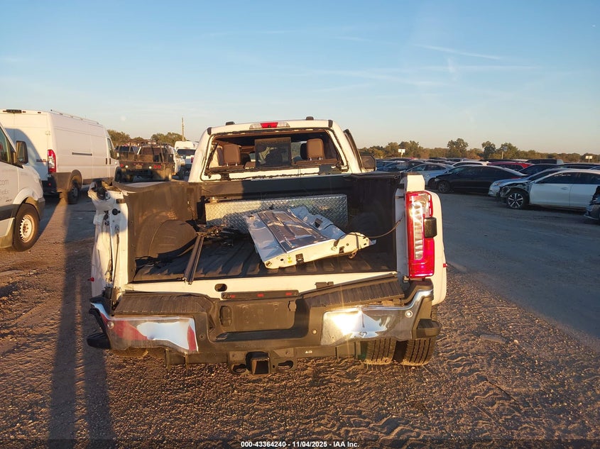 2023 Ford F-350 King Ranch VIN: 1FT8W3DM5PED19908 Lot: 43364240