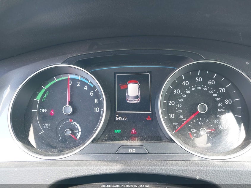 2016 VOLKSWAGEN E-GOLF SE - WVWKP7AU1GW910987