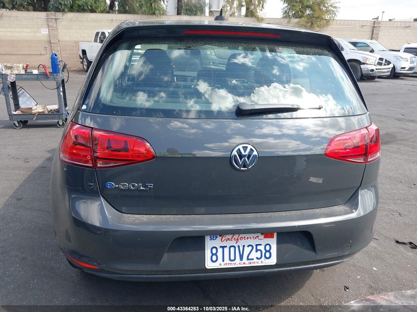 2016 VOLKSWAGEN E-GOLF SE - WVWKP7AU1GW910987