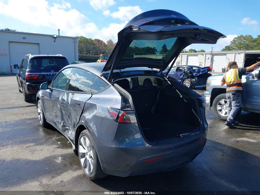 2023 TESLA MODEL Y AWD/LONG RANGE DUAL MOTOR ALL-WHEEL DRIVE 7SAYGDEE4PA192738