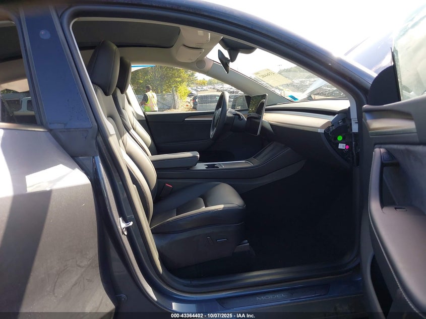 2023 TESLA MODEL Y AWD/LONG RANGE DUAL MOTOR ALL-WHEEL DRIVE 7SAYGDEE4PA192738