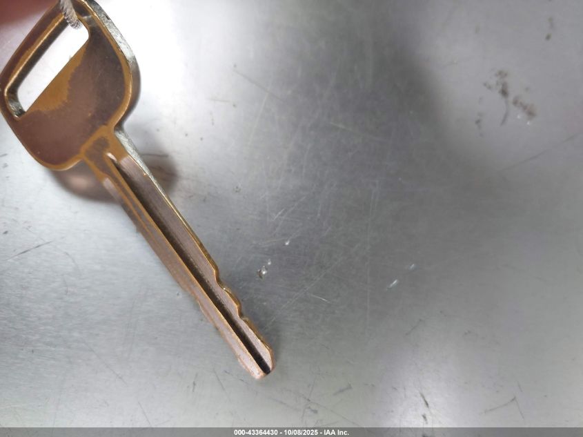 2005 Toyota Camry Le VIN: 4T1BE32K95U057139 Lot: 43364430