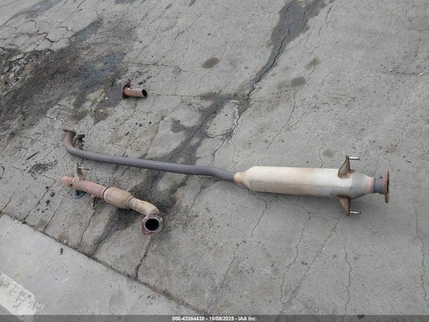 2005 Toyota Camry Le VIN: 4T1BE32K95U057139 Lot: 43364430