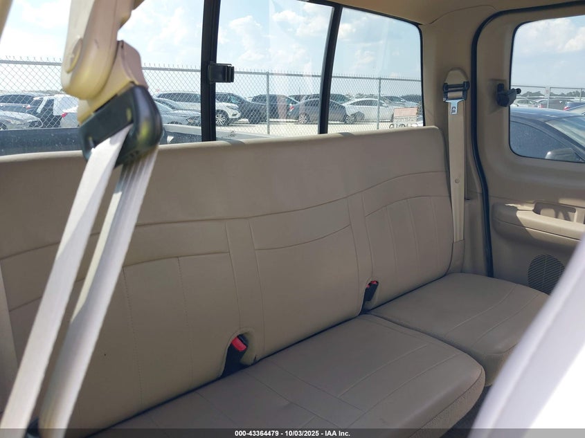 2000 Ford F-150 Lariat/Xl/Xlt VIN: 1FTRX07L6YKA12916 Lot: 43364479