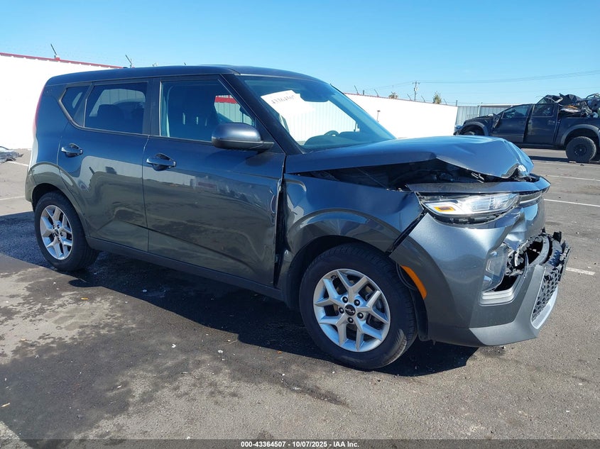 KIA SOUL LX