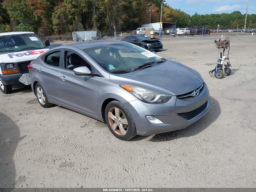 HYUNDAI ELANTRA GLS