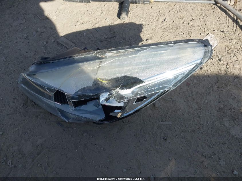 2015 Ford Escape Titanium VIN: 1FMCU0J96FUB26889 Lot: 43364529