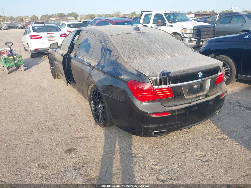 WBAKB4C56CC576810 2012 BMW 7ER photo no. 3