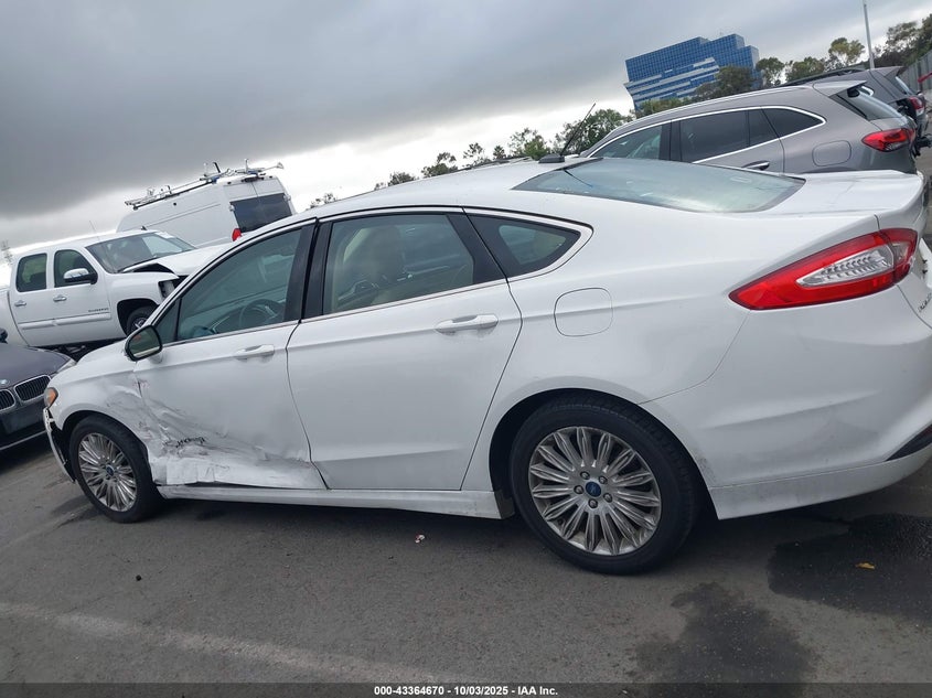 2013 FORD FUSION HYBRID SE - 3FA6P0LU8DR128941