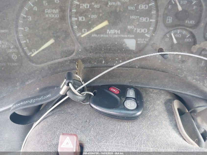 2000 Chevrolet Silverado 2500 Ls VIN: 1GCFC24U1YZ258674 Lot: 43364700