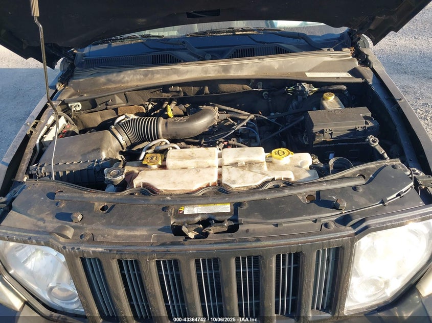 2010 Jeep Liberty Sport VIN: 1J4PN2GK4AW136983 Lot: 43364742