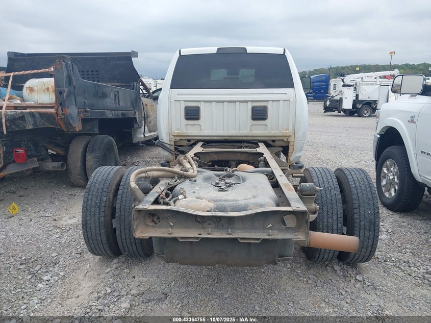 2016 Ram 3500 Chassis Tradesman/Slt/Laramie VIN: 3C7WRTCL2GG355316 Lot: 43364755