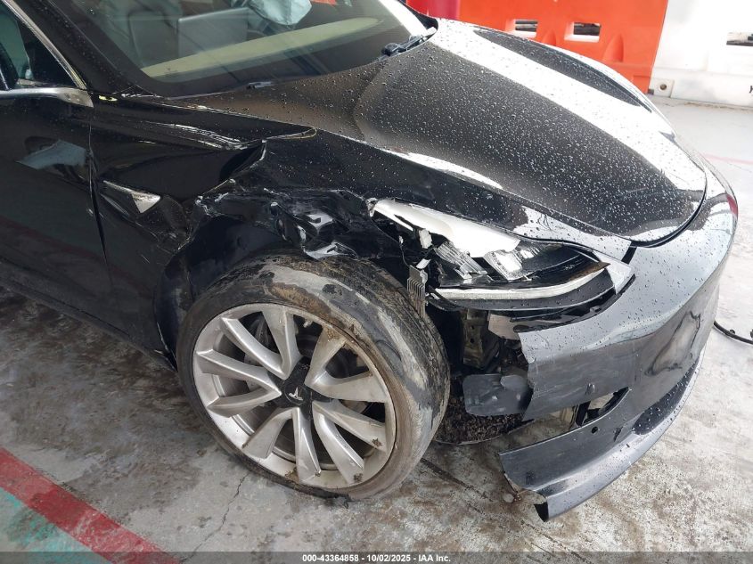 2018 Tesla Model 3 Long Range/Performance VIN: 5YJ3E1EB1JF184950 Lot: 43364858