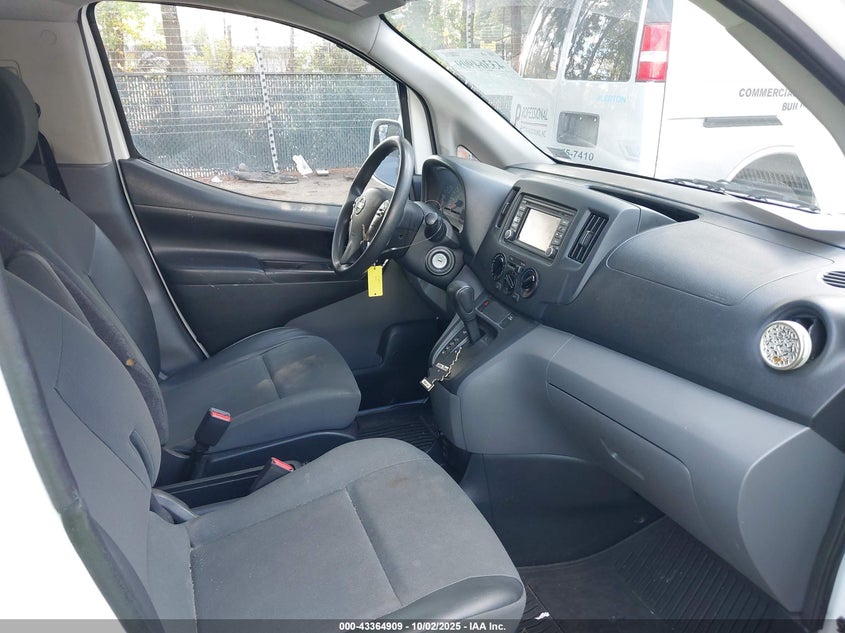 2018 NISSAN NV200 SV - 3N6CM0KN1JK696630