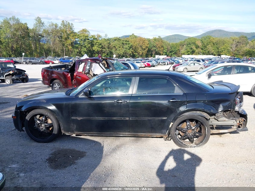 2008 Chrysler 300C Hemi VIN: 2C3KA63H48H306401 Lot: 43365030