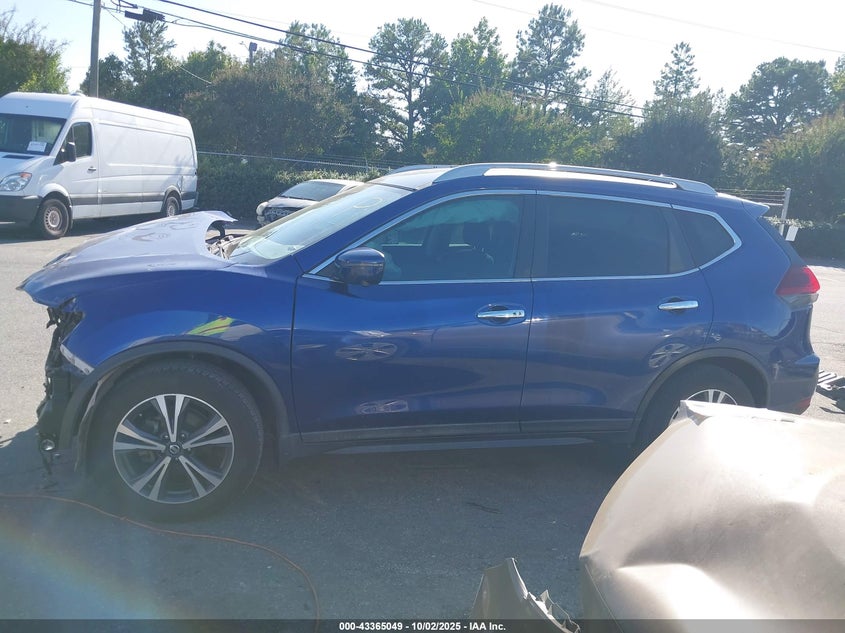 2019 NISSAN ROGUE SV - 5N1AT2MT3KC754521