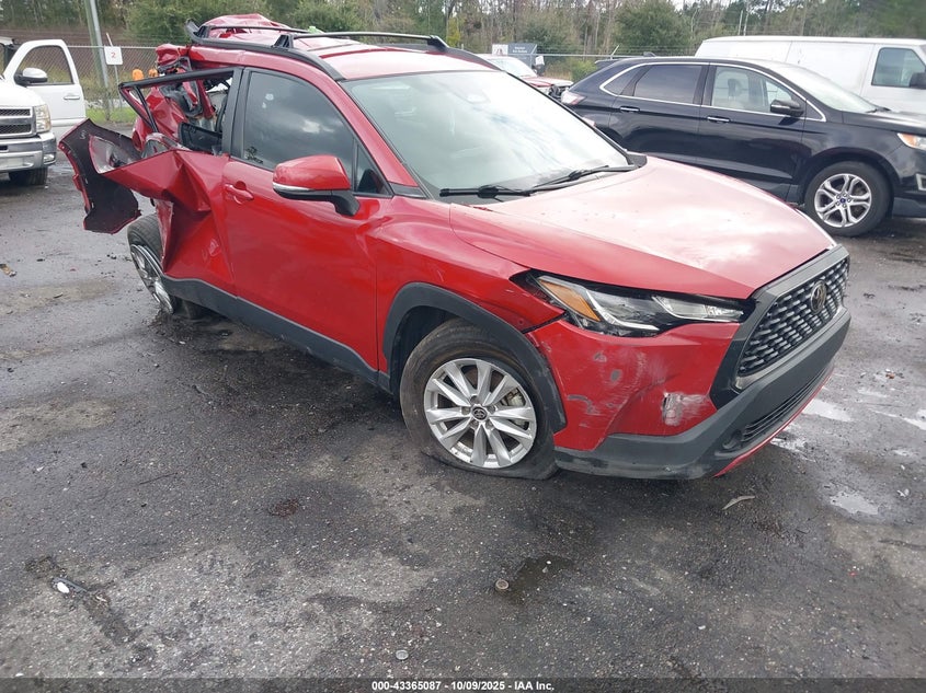 TOYOTA COROLLA CROSS LE