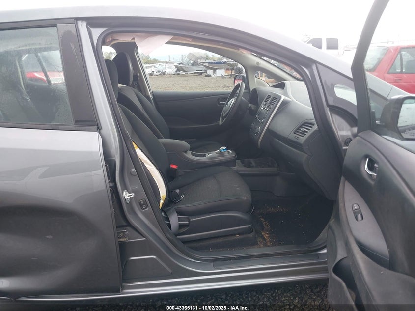 2017 NISSAN LEAF S - 1N4BZ0CP0HC303755