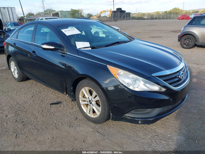 2014 HYUNDAI SONATA GLS - 5NPEB4AC0EH943130