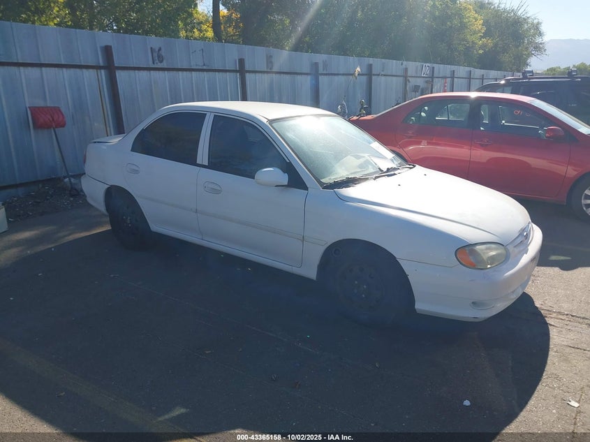 KNAFB1210Y5824558 2000 Kia Sephia Ls/Ls W/Power Pkg auction photo 1