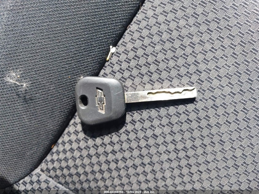 2017 CHEVROLET SILVERADO 1500 1LT - 1GCVKREH9HZ379767