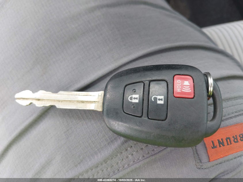 2013 TOYOTA RAV4 LE - 2T3BFREV4DW011116