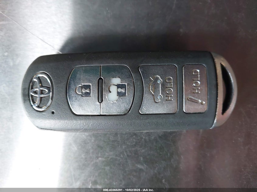 2019 TOYOTA YARIS LE - 3MYDLBYV8KY524477