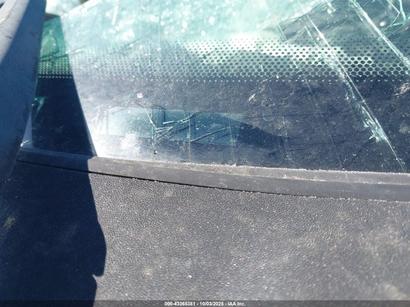 2000 Ford F-150 Lariat/Work Series/Xl/Xlt VIN: 1FTRX18L7YNB61953 Lot: 43365381