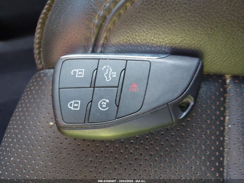 2025 Chevrolet Silverado 3500Hd 4Wd Standard Bed High Country VIN: 2GC4KVEY0S1142668 Lot: 43365407