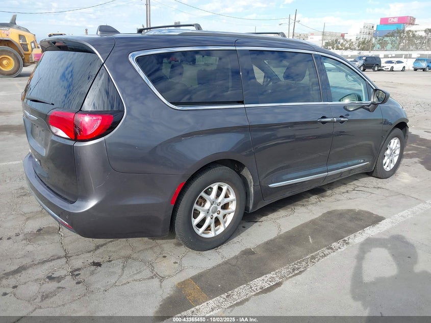 2C4RC1BG4LR269076 2020 Chrysler Pacifica 3.6 Touring L Brown