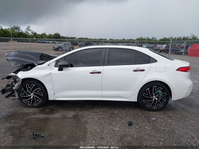2021 TOYOTA COROLLA LE - JTDEPMAE8MJ180668