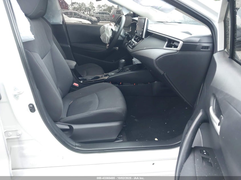 2021 TOYOTA COROLLA LE - JTDEPMAE8MJ180668