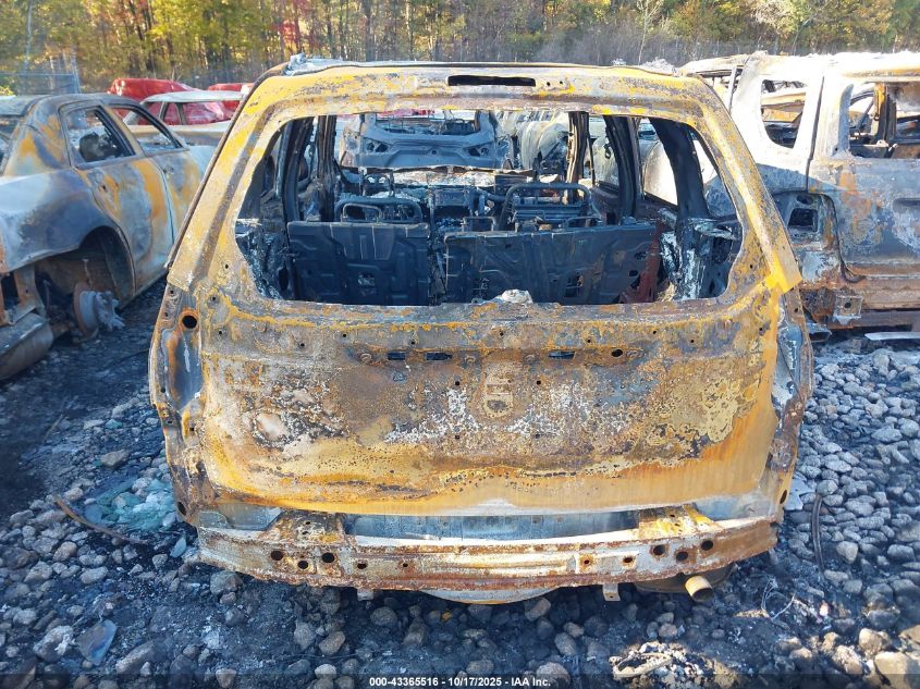 2018 Subaru Forester 2.5I VIN: JF2SJABC8JH438532 Lot: 43365516