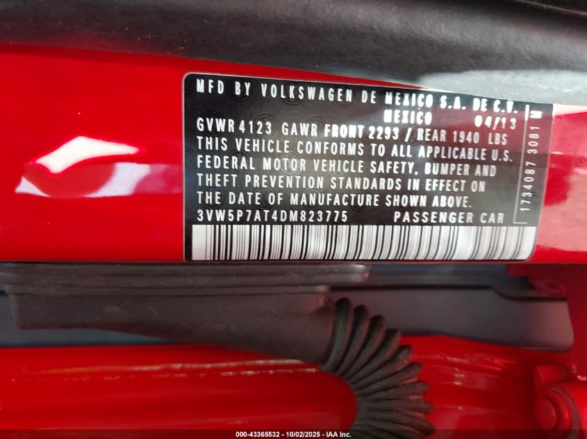 2013 Volkswagen Beetle 2.5L VIN: 3VW5P7AT4DM823775 Lot: 43365532