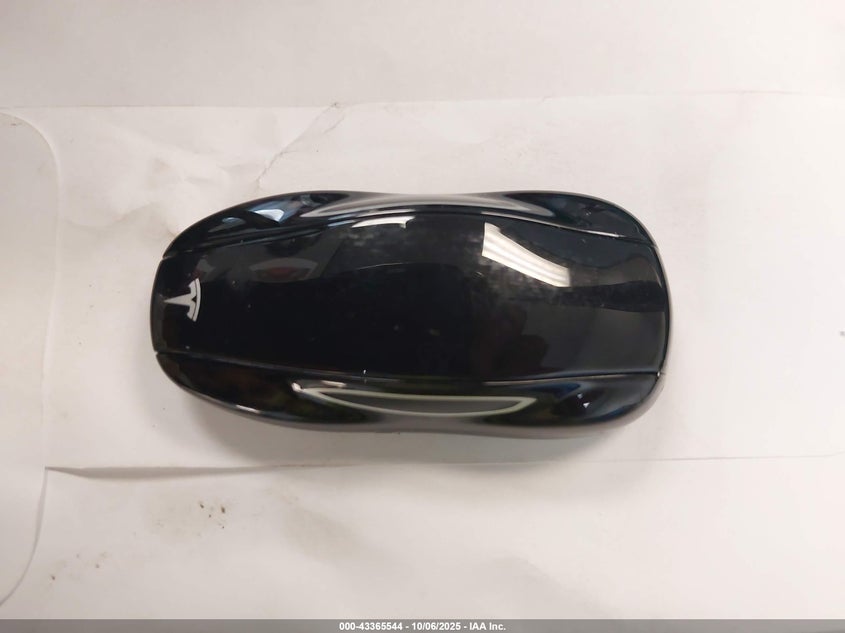 2016 Tesla Model S 60D/70D/75D/85D/90D VIN: 5YJSA1E28GF160970 Lot: 43365544