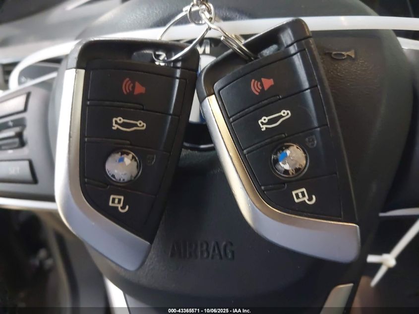 2017 BMW X1 xDrive28I VIN: WBXHT3C3XH5F79777 Lot: 43365571