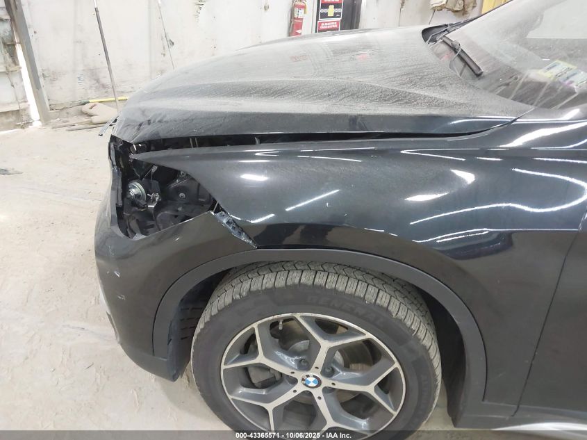 2017 BMW X1 xDrive28I VIN: WBXHT3C3XH5F79777 Lot: 43365571