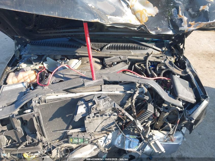 2005 GMC Yukon Sle VIN: 1GKEC13T35J137674 Lot: 43365634