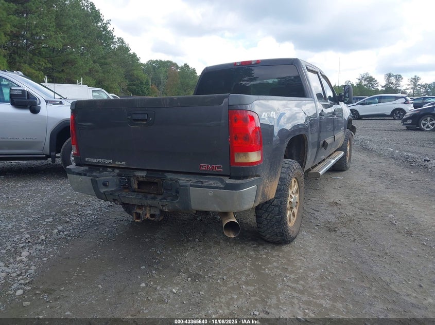1GT423C88BF114391 2011 GMC SIERRA photo no. 4