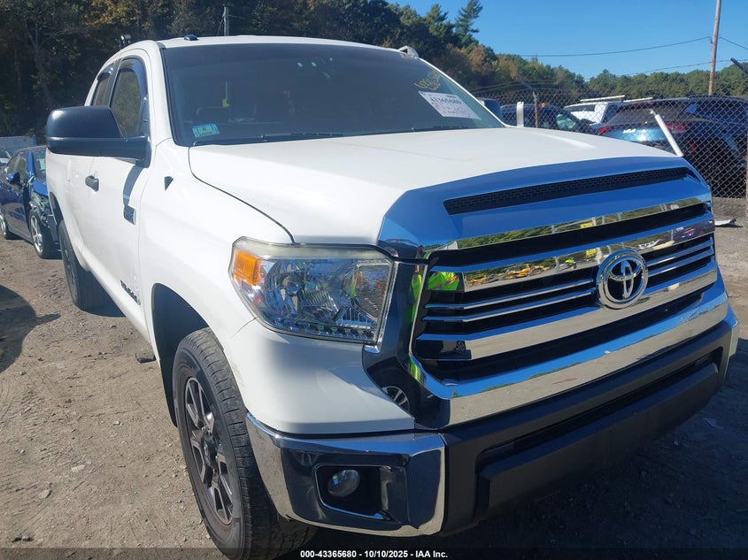 TOYOTA TUNDRA SR5 5.7L V8
