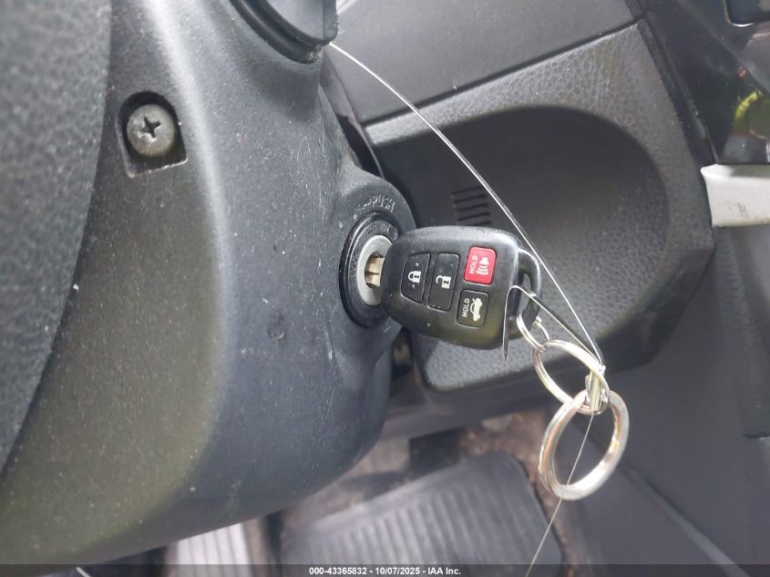 2014 Toyota Corolla Le VIN: 2T1BURHE4EC073161 Lot: 43365832