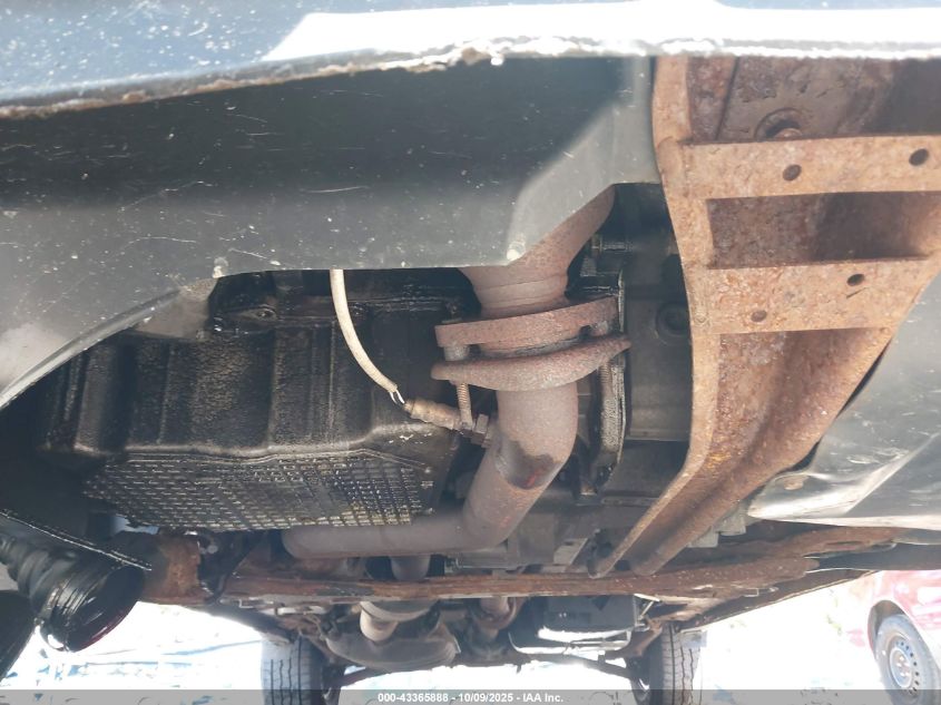 2011 Ford Escape Limited VIN: 1FMCU9EGXBKB81834 Lot: 43365888