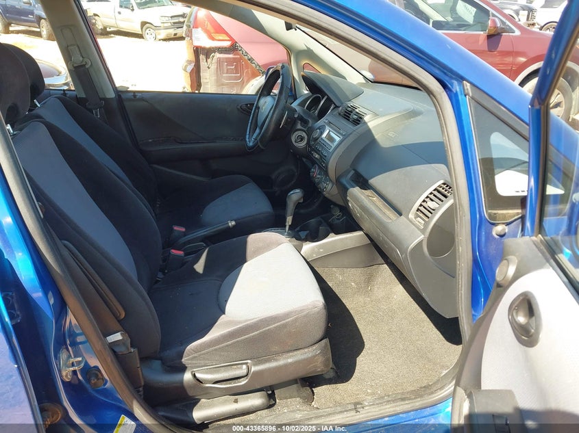 JHMGD38658S062733 2008 HONDA FIT photo no. 5