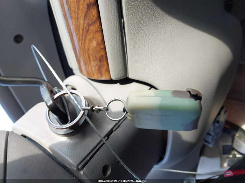 1998 Mercury Grand Marquis VIN: 2MEFM75W6WX612653 Lot: 43365999