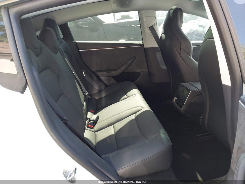 2025 Tesla Model 3 Performance VIN: 5YJ3E1ET9SF952197 Lot: 43366009