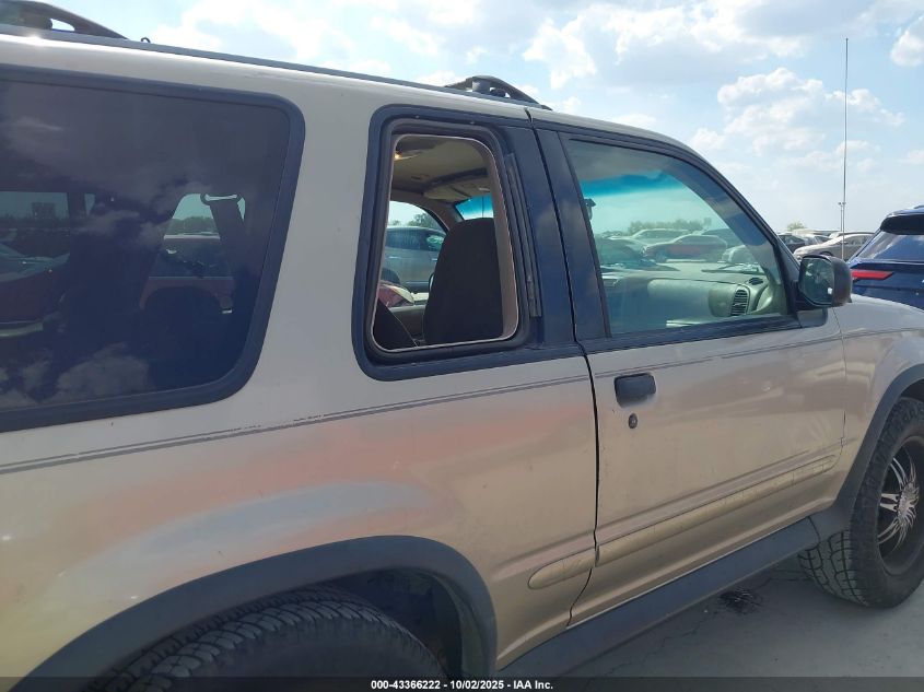 2000 Ford Explorer Sport VIN: 1FMYU60E4YUB05579 Lot: 43366222